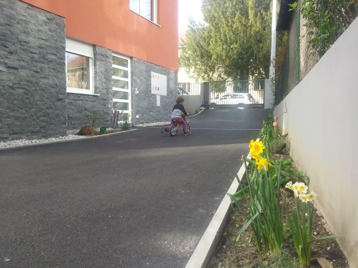 Oliva 4 Stars Διαμέρισμα Ζάγκρεμπ Εξωτερικό φωτογραφία